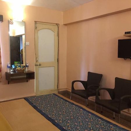 Hotel Gopika International Panaji Buitenkant foto